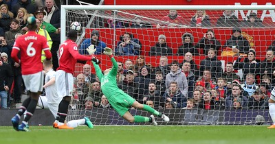 Manchester United v Swansea City 310318