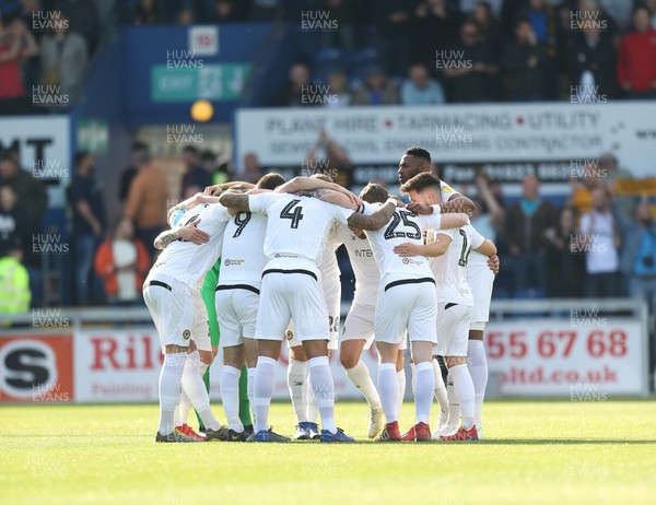 120519 - Mansfield Town v Newport County, Sky Bet League 2 Play Off Semi Final, second leg - Newport County huddle together at the start of the match