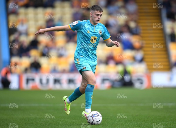 140821 - Mansfield Town v Newport County - EFL SkyBet League 2 - Lewis Collins of Newport County