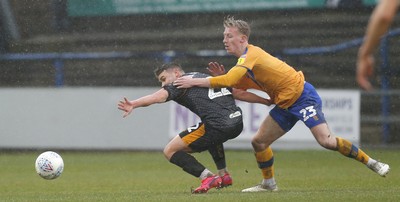 Mansfield Town v Newport County 150220