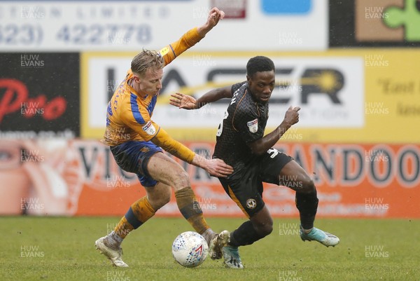 150220 - Mansfield Town v Newport County - Sky Bet League 2 - Keanu Marsh-Brown of Newport County and Harry Charsley of Mansfield Town