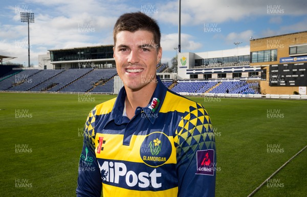 040417 - New Glamorgan CCC signing Marchant de Lange at the SSE SWALEC