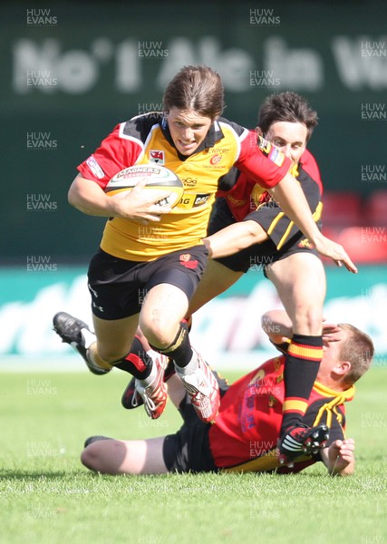 02.08.08 -  Men of Gwent 7's, Rodney Parade, Newport Dragons Academy v Blackwood -  