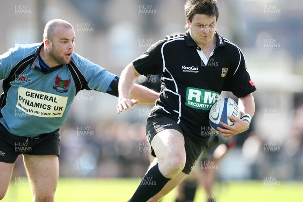 12.08.07.. Men of Gwent 7s Tournament, Rodney Parade. Action from Bedwas v Newbridge, Quarter Final match 