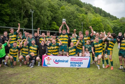 160526 - Cross Keys v Merthyr - Admiral WRU Premiership - Merthyr players celebrate 