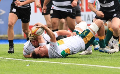 030525 - Merthyr RFC v Neath RFC, WRU Admiral Premiership - Aled Evans of Merthyr reaches over his head to score try