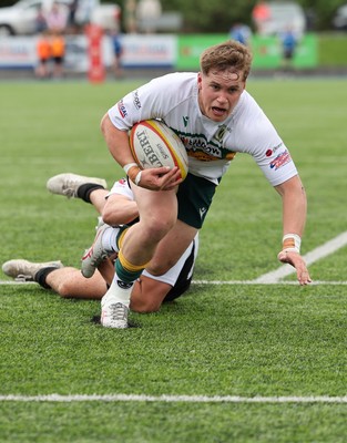 030525 - Merthyr RFC v Neath RFC, WRU Admiral Premiership - Tom Hughes of Merthyr races in to score try