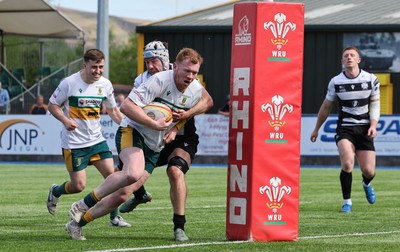 030525 - Merthyr RFC v Neath RFC, WRU Admiral Premiership - Sam Cross of Merthyr scores they try that takes the points through the 100 mark