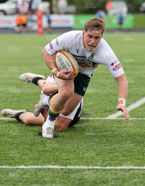030525 - Merthyr RFC v Neath RFC, WRU Admiral Premiership - Tom Hughes of Merthyr races in to score try