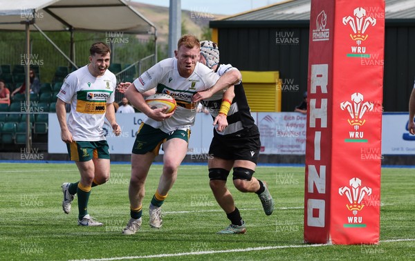 030525 - Merthyr RFC v Neath RFC, WRU Admiral Premiership - Sam Cross of Merthyr scores they try that takes the points through the 100 mark