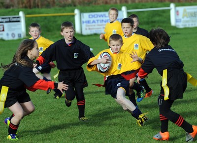 19.10.11 -  Merthyr Schools Tag Rugby World Cup at the Wern. 