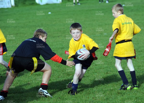 19.10.11 -  Merthyr Schools Tag Rugby World Cup at the Wern. 
