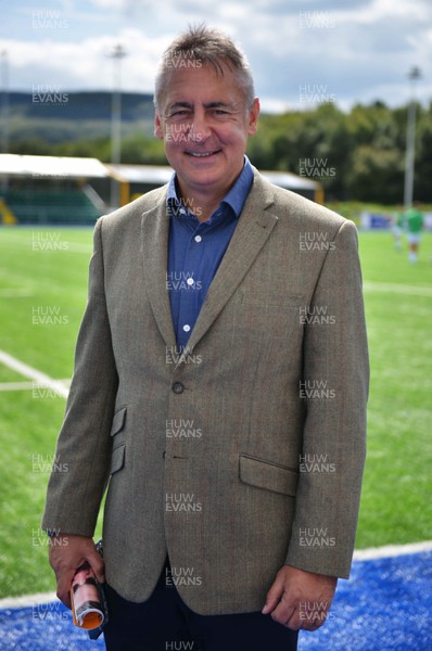 260817 - Merthyr v Crosskeys - Principality Premiership - Merthyr RFC CEO Nigel Davies