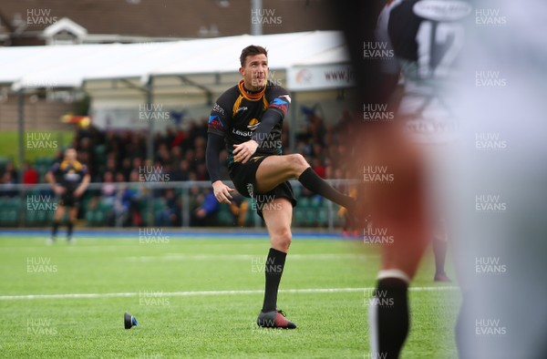 010417 Merthyr Tydfil RFC v Pontypridd RFC - Principality Premiership - Tier 1 - Matthew Jarvis of Merthyr kicks a goal