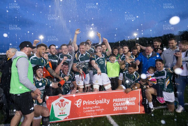 100519 - Merthyr v RGC 1404, Principality Premiership - Merthyr RFC players celebrate after being presented with the Principality Premiership trophy
