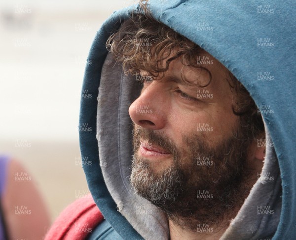 22.04.11 - The Passion with Michael Sheen, Aberavon Beach, south Wales. Michael Sheen playing the part of The Schoolteacher during his performance in The Passion on Aberavon Beach, south Wales 