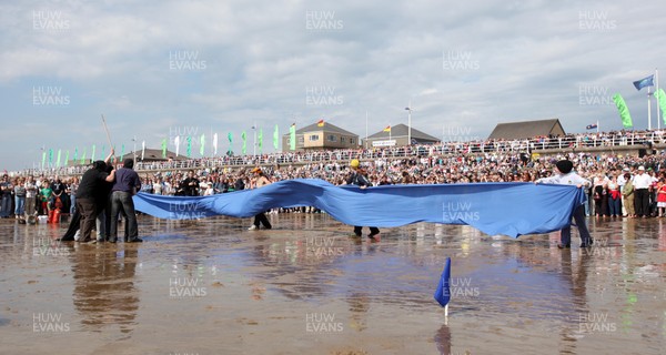 22.04.11 - The Passion with Michael Sheen, Aberavon Beach, south Wales. The performance of The Passion starring Michael Sheen takes place on the beach at Aberavon 