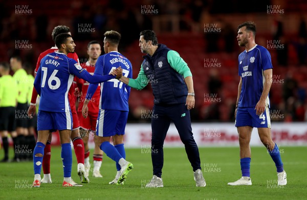 031023 - Middlesbrough v Cardiff City - Sky Bet Championship - Cardiff City manager Erol Bulut and players after the final whistle