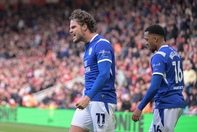 171026 - Middlesbrough v Cardiff City - Sky Bet Championship - Ollie Tanner of Cardiff City scores and celebrates