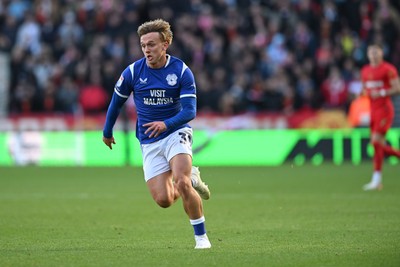 171026 - Middlesbrough v Cardiff City - Sky Bet Championship - Isaak Davies of Cardiff City chasing the ball down