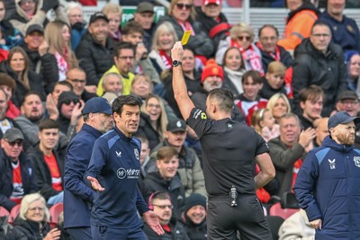 171026 - Middlesbrough v Cardiff City - Sky Bet Championship - Brian Barry-Murphy Cardiff City Manager appeals a decision that goes against Cardiff City and receives a yellow card from Referee Tom Nield