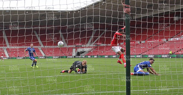 180720 - Middlesbrough v Cardiff City - Sky Bet Championship - Josh Murphy of Cardiff scores the third goal