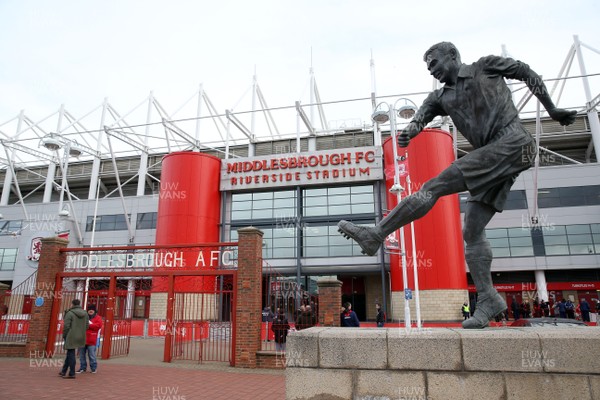 260119 - Middlesbrough v Newport County - FA Cup Fourth Round - The main entrance to the Riverside stadium prior to kick off A statue of Middlesbrough legend Wilf Mannion