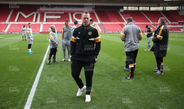260119 - Middlesbrough v Newport County - FA Cup Fourth Round - The Newport County team including manager Michael Flynn check out the pitch prior to kick off 