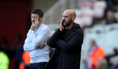 060424 - Middlesbrough v Swansea City - Sky Bet Championship - Swansea City head coach Luke Williams and Middlesbrough manager Michael Carrick