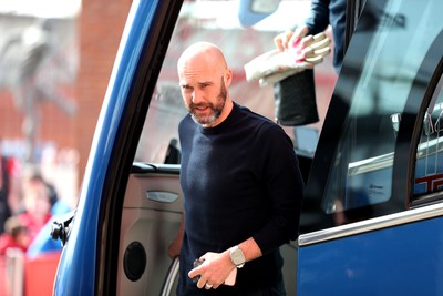 060424 - Middlesbrough v Swansea City - Sky Bet Championship - The Swansea City team arrive including head coach Luke Williams