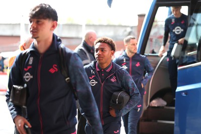 060424 - Middlesbrough v Swansea City - Sky Bet Championship - The Swansea City team arrive