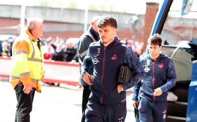 060424 - Middlesbrough v Swansea City - Sky Bet Championship - The Swansea City team arrive