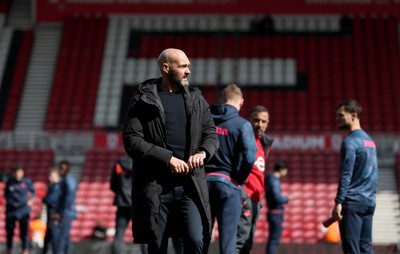 060424 - Middlesbrough v Swansea City - Sky Bet Championship - The Swansea City team arrive and check out the pitch Swansea City head coach Luke Williams