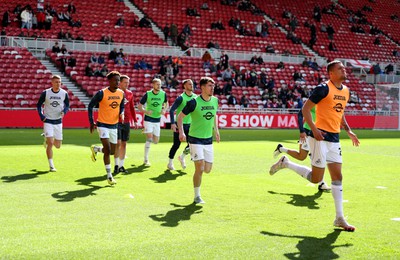 060424 - Middlesbrough v Swansea City - Sky Bet Championship - The Swansea City team arrive and check out the pitch Swansea City players warm up