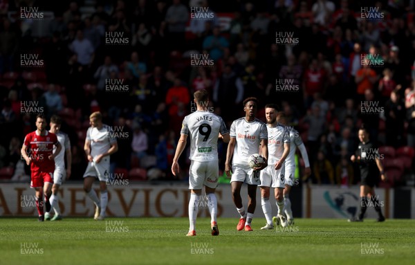 060424 - Middlesbrough v Swansea City - Sky Bet Championship - Swansea City players after Emmanuel Latte Lath of Middlesbrough puts his team 1-0 up