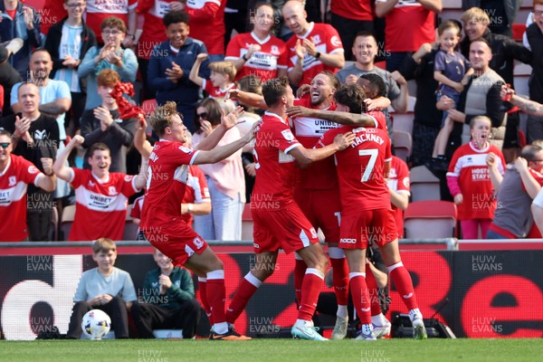090825 - Middlesbrough v Swansea City - Sky Bet Championship - Middlesbrough's players celebrate after Dael Fry (6) headed them into a 1-0 lead