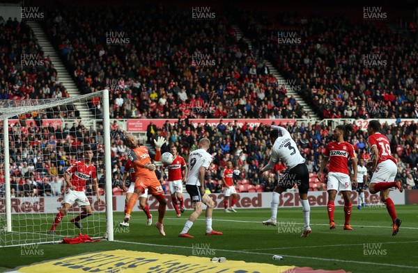 220918 - Middlesbrough v Swansea City - SkyBet Championship - Martin Olsson of Swansea City has a first half headed effort saved by Darren Randolph of Middlesbrough