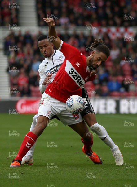 220918 - Middlesbrough v Swansea City - SkyBet Championship - Ryan Shotton of Middlesbrough and Martin Olsson of Swansea City