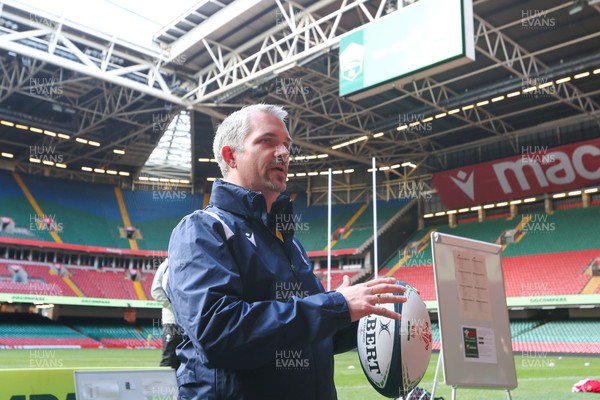 220324 - Military Veterans Hubs - Players are explained the T1 rules by Keith Lewis of World Rugby