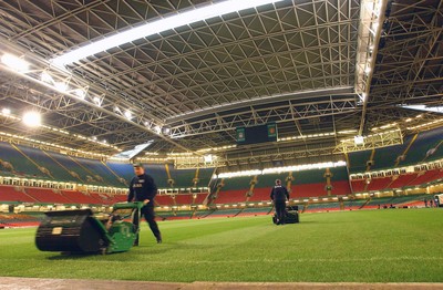 280203 - Groundstaff prepare the surface for the Worthington Cup Final at the Millennium Stadium in Cardiff