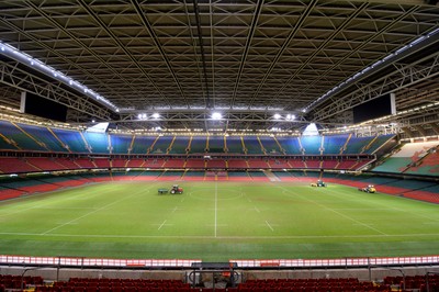 Millennium Stadium Pitch Removal 050515