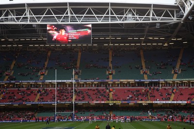 06.11.10 .. Wales v Australia -  The new screens at the Millennium Stadium   