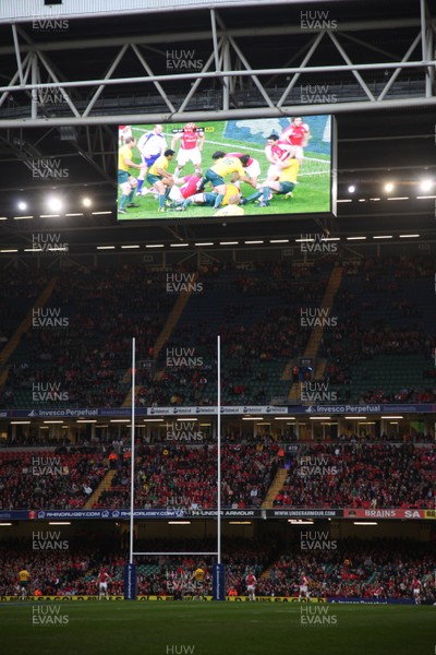 06.11.10 .. Wales v Australia -  The new screens at the Millennium Stadium   