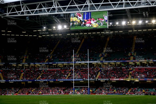 06.11.10 .. Wales v Australia -  The new screens at the Millennium Stadium   