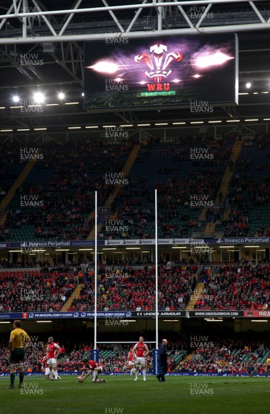 06.11.10 .. Wales v Australia -  The new screens at the Millennium Stadium   