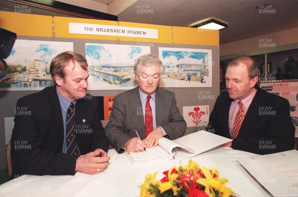 Library Pic - Millennium Stadium Construction  Glanmor Griffiths at The Millennium Stadium contract signing on 16th March 1997.