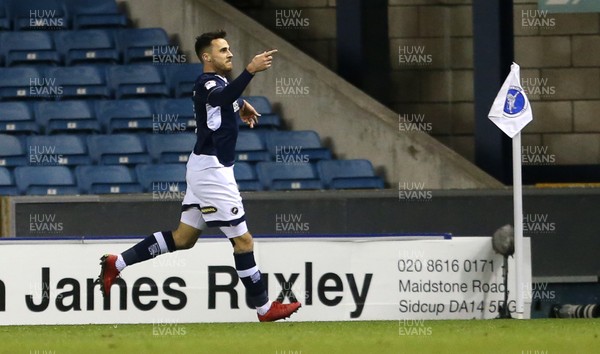 090218 - Millwall v Cardiff City - SkyBet Championship - Lee Gregory of Millwall celebrates scoring a goal