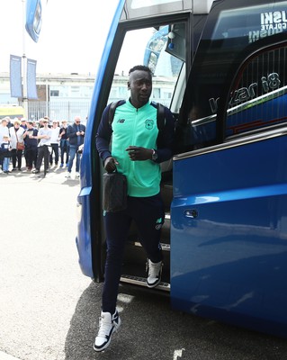 130424 - Millwall v Cardiff City - Sky Bet Championship - Famara Diedhiou of Cardiff City arrives ahead of kick-off