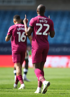 130424 - Millwall v Cardiff City - Sky Bet Championship - Yakou Meite of Cardiff celebrates scoring a goal