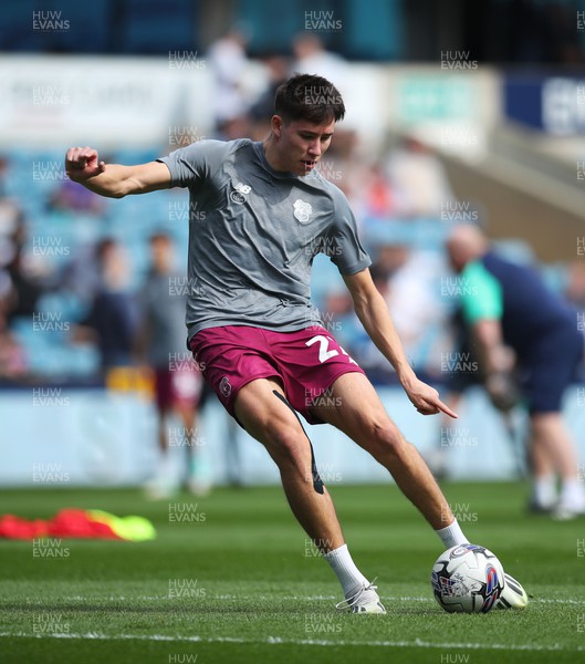 130424 - Millwall v Cardiff City - Sky Bet Championship - Rubin Colwill of Cardiff City warms up before kick-off